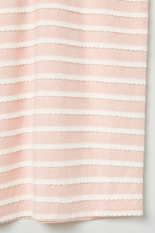 Basic pink striped tee