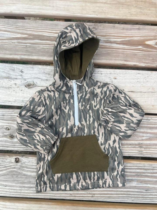 Bottom camo pullover