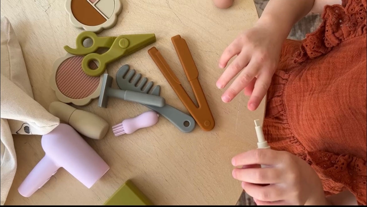 hair and makeup play set