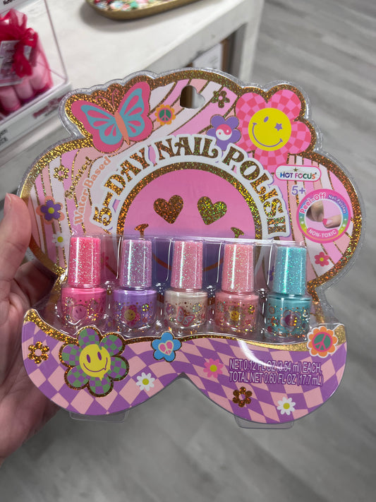 Nail polish gift set